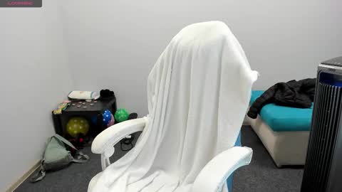 Ariana online show from October 27, 1:34 am