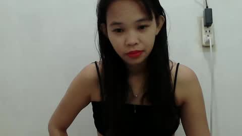 Snapshot of sugardolly28 chatting on February 9, 7:41 pm sugardolly28 online show from February 9, 7:41 pm