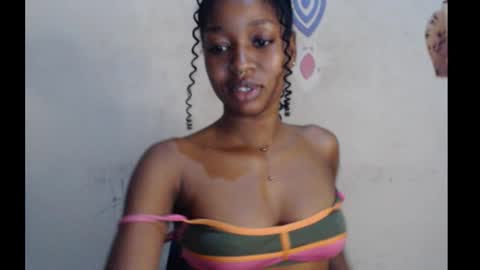 Bella online show from October 5, 4:56 pm