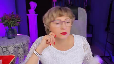 Vivien online show from January 9, 1:02 pm