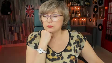 Vivien online show from January 26, 1:15 pm