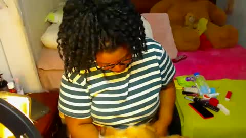 Cami   Back in 2 hours online show from December 13, 7:26 am