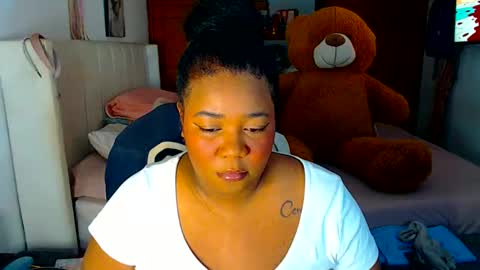 Cami   Back in 2 hours online show from October 30, 6:16 am