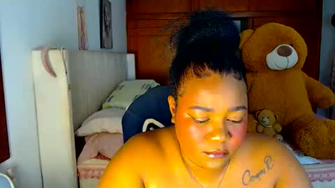 Cami   Back in 2 hours online show from November 26, 6:36 am