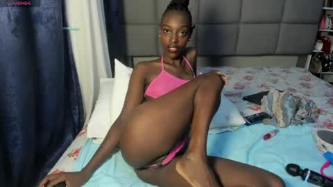 suhaila_suu online show from March 1, 12:32 am