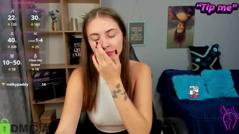 Snapshot of sunlight_kiss chatting on October 2, 10:59 pm Jessika online show from October 2, 10:59 pm