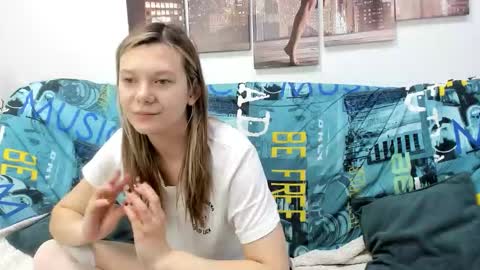 Snapshot of sunny__sammy chatting on September 24, 1:26 am Sammy online show from September 24, 1:26 am