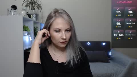 Naomi online show from December 16, 9:46 am