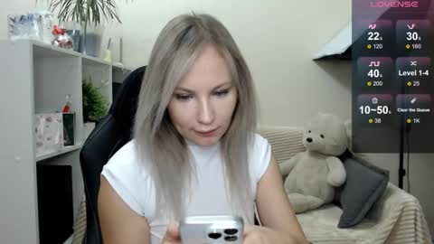 Naomi online show from November 10, 4:29 am