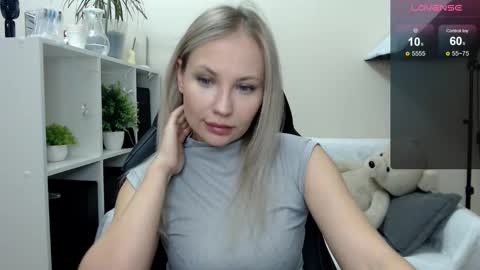 Naomi online show from October 13, 2:14 am