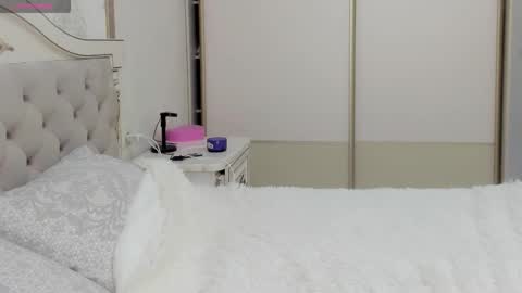 Vanessa online show from February 2, 6:23 am