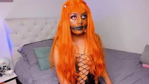 Snapshot of sunnymoonn_1 chatting on October 16, 2:03 am Sunnymoon online show from October 16, 2:03 am