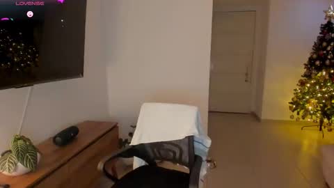 susan love online show from December 18, 12:48 am