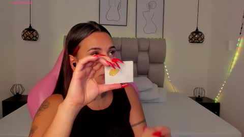 Susan online show from January 12, 8:25 pm