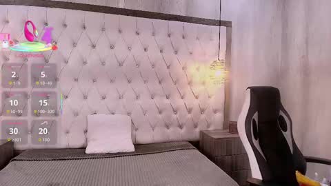 susan_voltaire online show from May 11, 11:56 am
