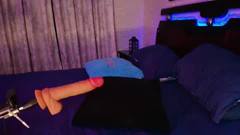 susana online show from March 11, 10:56 pm