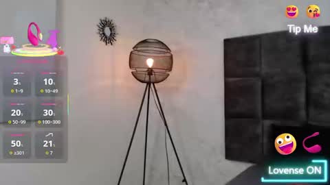 Susan online show from September 9, 9:14 pm