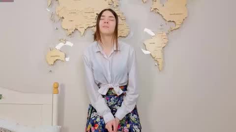 susannahtrojahn online show from March 12, 3:15 pm