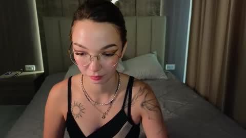 susannjohnson online show from March 21, 1:10 am