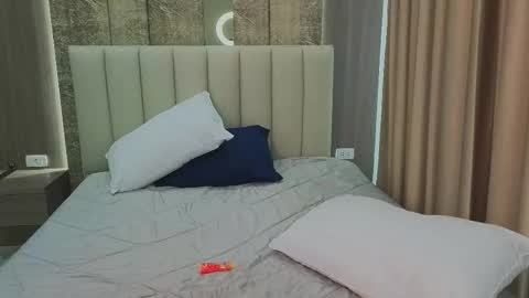 susannjohnson online show from March 10, 2:15 am