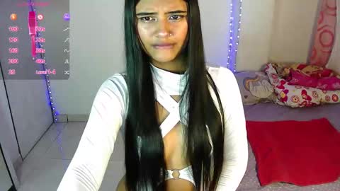 Snapshot of sussy_222 chatting on October 20, 10:24 pm susy online show from October 20, 10:24 pm