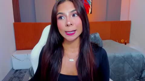 Snapshot of sussy_sweet4u chatting on October 21, 7:23 am sussy_sweet4u online show from October 21, 7:23 am