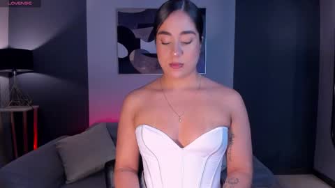 Snapshot of sussybell_ chatting on October 3, 8:36 pm Sussy Bell online show from October 3, 8:36 pm