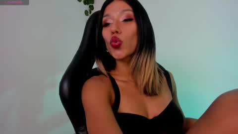 Sussy online show from February 27, 10:31 pm