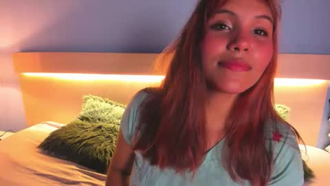 Snapshot of susygonzalez chatting on October 21, 5:00 am Susy Gonzalez online show from October 21, 5:00 am