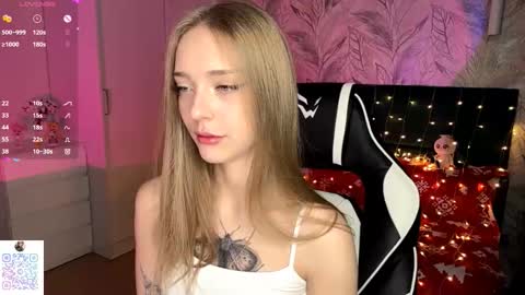 Jessica online show from December 5, 7:37 pm