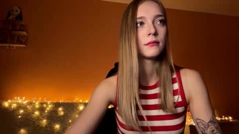 Snapshot of susyschuerholz chatting on October 13, 4:42 pm Jessica online show from October 13, 4:42 pm