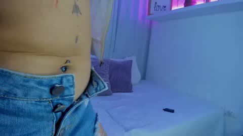 susyy online show from November 8, 7:52 pm