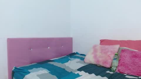 suzan_30 online show from October 25, 8:37 pm