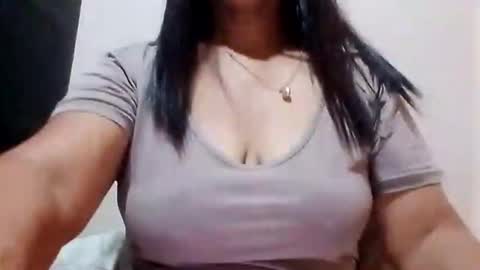 suzzie_hot online show from November 29, 9:52 pm