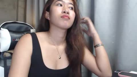 Zaina online show from April 20, 7:06 pm