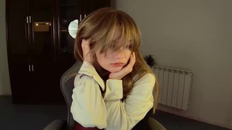 Snapshot of swag_evalution chatting on October 15, 1:36 pm Eva online show from October 15, 1:36 pm