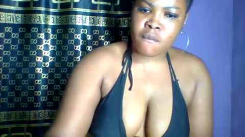 Snapshot of sweet_baby27 chatting on September 18, 4:55 am sweet baby online show from September 18, 4:55 am