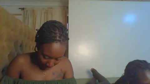 Camila online show from October 26, 10:54 am