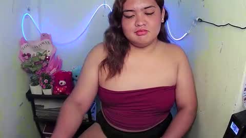 sweet_frex123 online show from September 24, 8:24 am