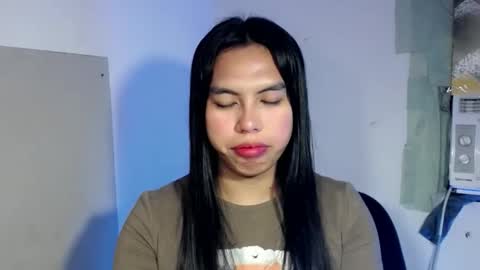 sweet_kyline69 online show from November 1, 8:02 pm