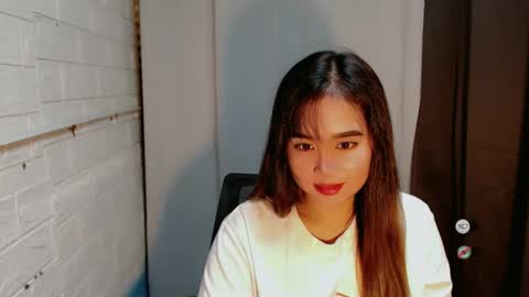 Snapshot of sweet_laika chatting on December 15, 8:58 pm LAIKA online show from December 15, 8:58 pm