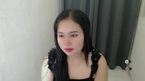 Snapshot of sweet_laika chatting on February 13, 2:34 am LAIKA online show from February 13, 2:34 am