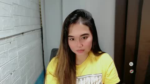 Snapshot of sweet_laika chatting on December 28, 3:37 am LAIKA online show from December 28, 3:37 am