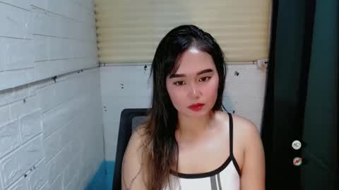 Snapshot of sweet_laika chatting on January 17, 2:50 am LAIKA online show from January 17, 2:50 am