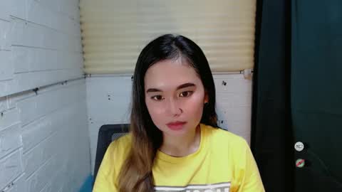 Snapshot of sweet_laika chatting on December 29, 3:00 am LAIKA online show from December 29, 3:00 am