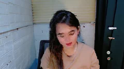 Snapshot of sweet_laika chatting on January 25, 7:06 am LAIKA online show from January 25, 7:06 am