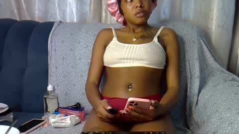 sweet lily254 online show from September 12, 11:39 am