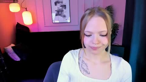 Lucy online show from April 24, 12:30 pm