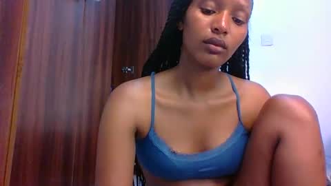 Linda online show from February 10, 4:43 pm