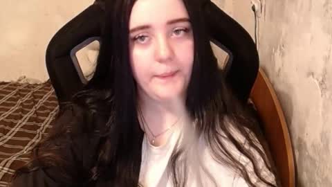 Snapshot of sweet_my_dream chatting on January 9, 1:24 pm sweet_my_dream online show from January 9, 1:24 pm